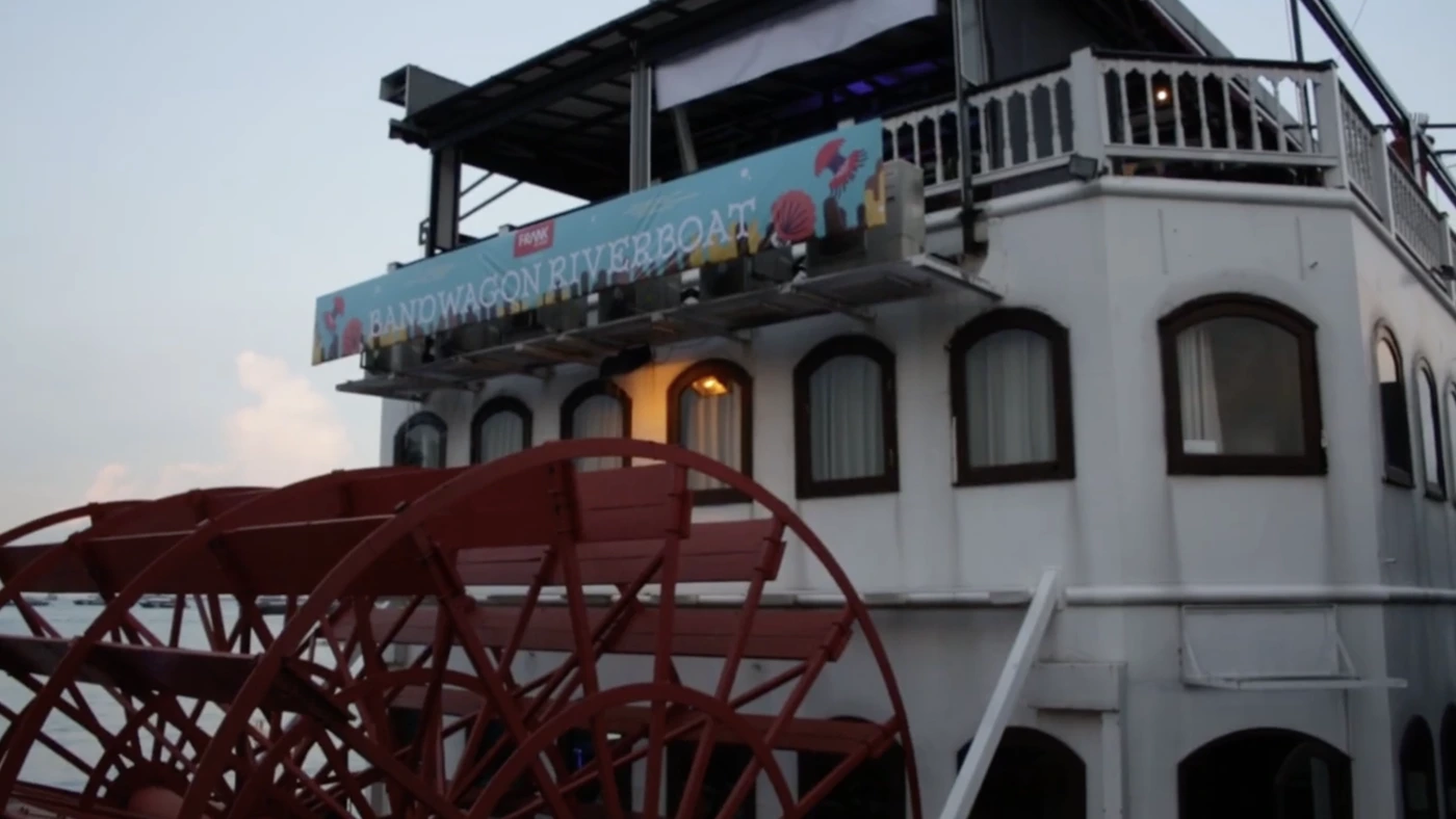 Bandwagon Riverboat II